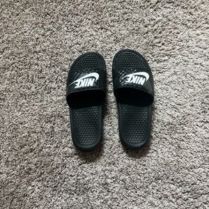 Nike slides